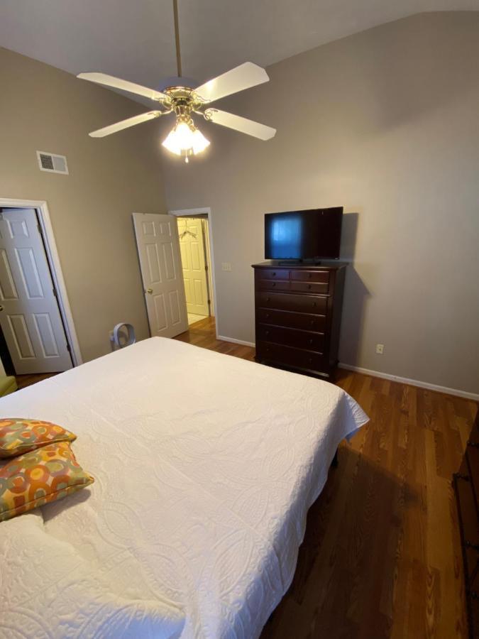 Villa Whitfield Manor Lexington Esterno foto